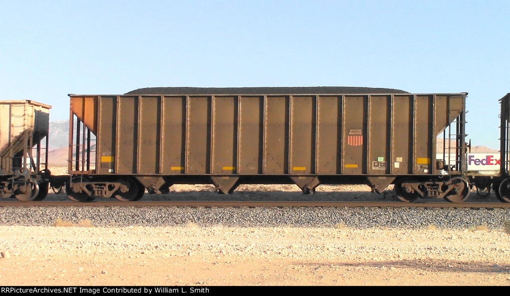 WB Loaded Coal Hooper Frt at Erie NV W-Pshr -70